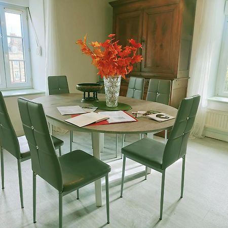 Les Appartements Du Marche ディナン エクステリア 写真